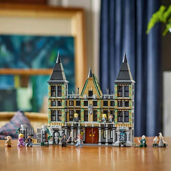 LEGO® Harry Potter™ Malfoy Malikanesi 76453 ürün görseli 1