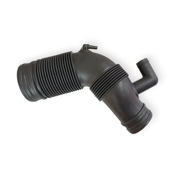 Seat İbiza 2013-2015 1.2TDi CFWA Hava Filtre Çıkış Borusu 6R0129654C ürün görseli 1
