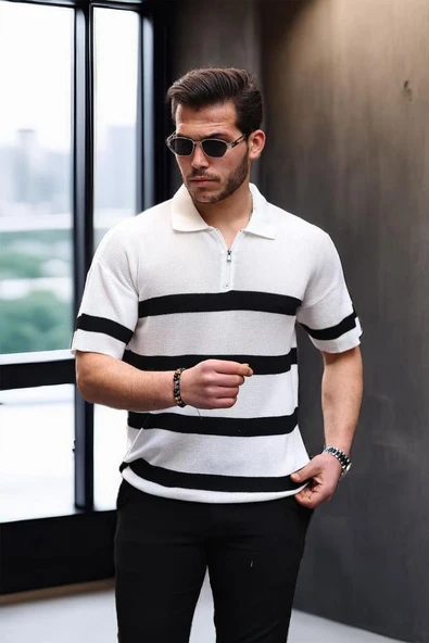 Yarım Fermuar Çizgili Oversize Triko T-Shirt - Beyaz ürün görseli 1