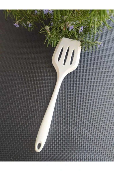 Yanmaz Yapışmaz Komple Silikon Spatula ürün görseli 1