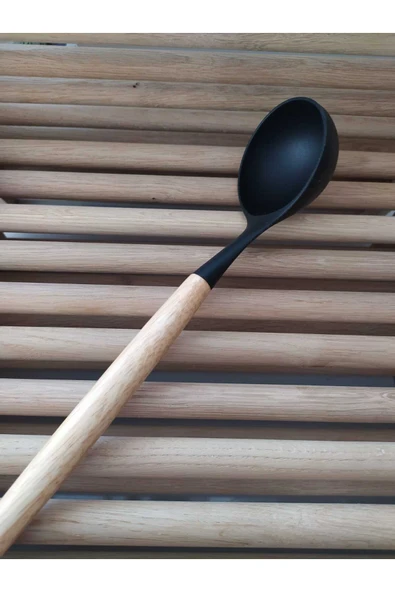 Yanmaz Yapışmaz Ahşap Saplık Silikon Kepçe ürün görseli 1