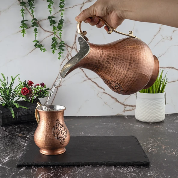 Dmt Copper Gaziantep Bakır El Dövmesi Işlemeli Otantik Sürahi-Bardak Seti (OTANTİK KUTULU)Hediyelik ürün görseli 1