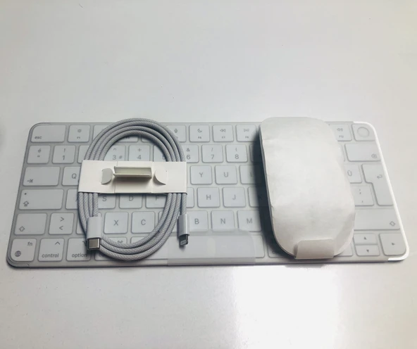 Apple Touch ID Özellikli Klavye+Magic 2 Şarjlı Mouse Seti-Beyaz - Resim 2