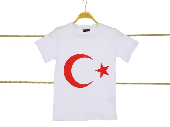 Erkek Çocuk T-Shirt Bayraklı ürün görseli 1