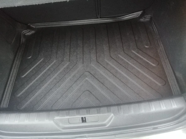 Peugeot 308 2013-2021 3D Bagaj Havuzu ürün görseli 1