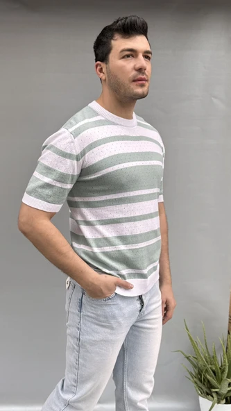 Çizgi Detay Delikli Triko T-shirt - Resim 3