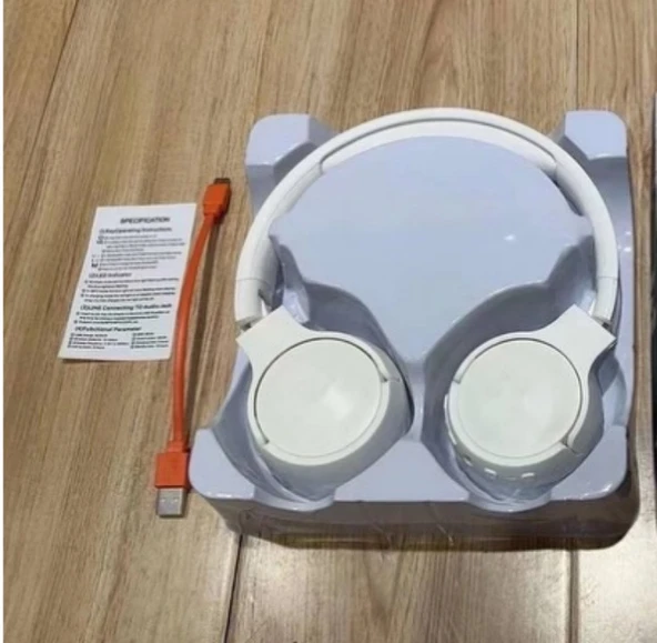 Beyaz Kulak üstü wireless Bluetooth Kulaklık ürün görseli 1