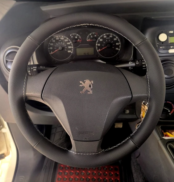 DİKİŞLİ DİREKSİYON KILIFI SİYAH DERİ NOKTALI DERİ GRİ DİKİŞLİ PEUGEOT BİPPER İÇİN ürün görseli 1