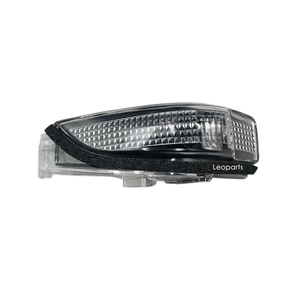 Leoparts Toyota Corolla Dikiz Ayna Sinyali Sağ 2013-2018 81730-52100 ürün görseli 1
