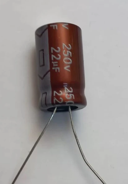 22uf 250v, 22mf 250v Kondansatör 10x21 ürün görseli 1