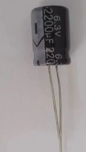 2200UF 6.3V KONDANSATÖR 15x10 ürün görseli 1