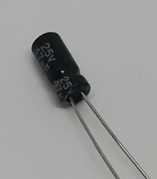 47uf 25v, 47mf 25v Kondansatör 4x11 ürün görseli 1