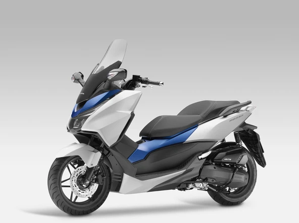 Honda Forza Motosiklet Çocuk Koltuğu,4-8 Yaş Arası, Siyah Deri, Kolsuz, Sök-Tak, Hediyeli ürün görseli 1
