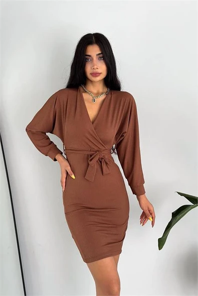 Dipmoda kadın kuşaklı kruvaze yaka örme elbise DPKKLF47 ürün görseli 1