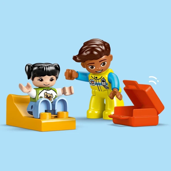 LEGO DUPLO® Ambulans ve Sürücü 10447 - Resim 9