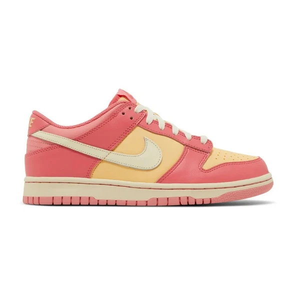 Dunk Low Strawberry Peach ürün görseli 1