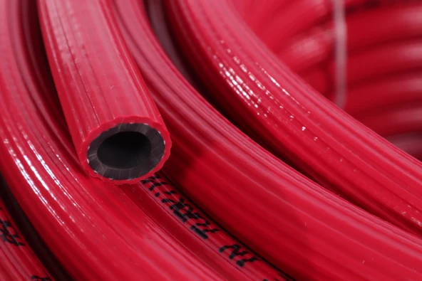 Kaynak Oksijen Asetilen Hortumu Pvc Kırmızı (İç çap 10 mm) (100 Metre) ürün görseli 1