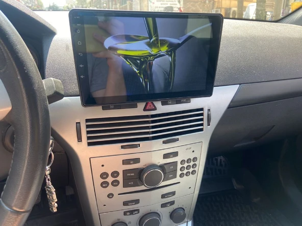 ARLOX OPEL ASTRA H 4RAM 64GB CARPLAY MULTİMEDİA FÜME ürün görseli 1