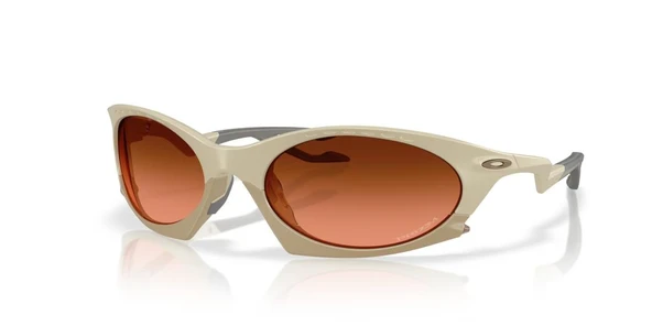 Oakley Plantaris Güneş Gözlüğü 943702 Matte Sand Prizm Brown Gradient ürün görseli 1