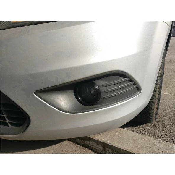 Ford Focus Mk2 Sis Farı Çerçevesi ürün görseli 1