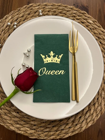 Gold Yaldızlı Yeşil Queen Taç Detaylı Peçete 16 Adet ürün görseli 1
