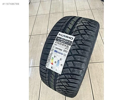 275 35R 19 100V WP72 KUMHO KIŞ LASTİĞİ ürün görseli 1