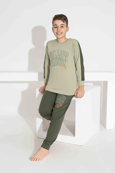 Erkek Çocuk Desenli Uzun Kollu Pijama Takımı ürün görseli 1