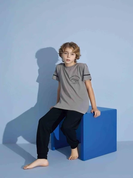 Erkek Çocuk Dinazor Desenli  Pijama Takımı ürün görseli 1