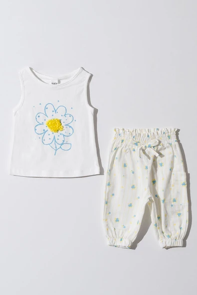 Kız Bebek Çocuk Beyaz Papatya Desenli Pantalonlu Takım ürün görseli 1