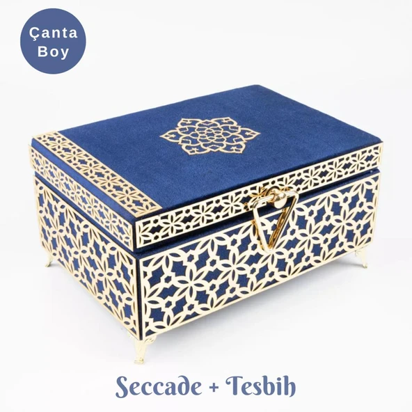 Desenli Kutu Çeyizlik, Seccade + Tesbih + Kuran Hediye Seti (Çanta Boy, Kadife, Lacivert, Elif-Vav) ürün görseli 1