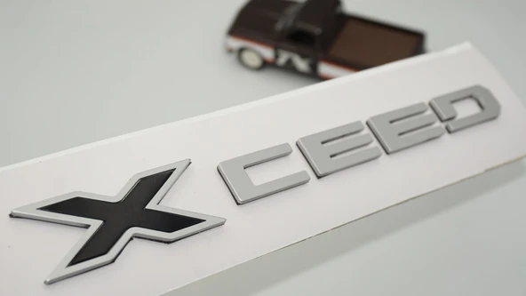 DK Tuning XCeed Bagaj Gri Siyah Yazı Logo Arma Kia İle Uyumlu ürün görseli 1