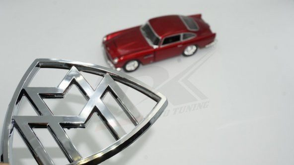 Maybach Arka Yan Sütun Yazı Amblem Rozeti Seti ürün görseli 1