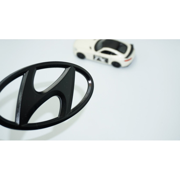 DK Tuning Tucson Parlak Siyah Bagaj Logo Hyundai İle Uyumlu ürün görseli 1