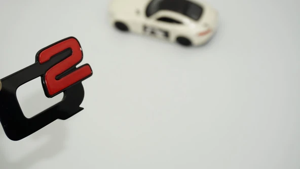 DK Tuning Alfa Romeo Q2 Kırmızı Siyah Bagaj Logo Arma ürün görseli 1
