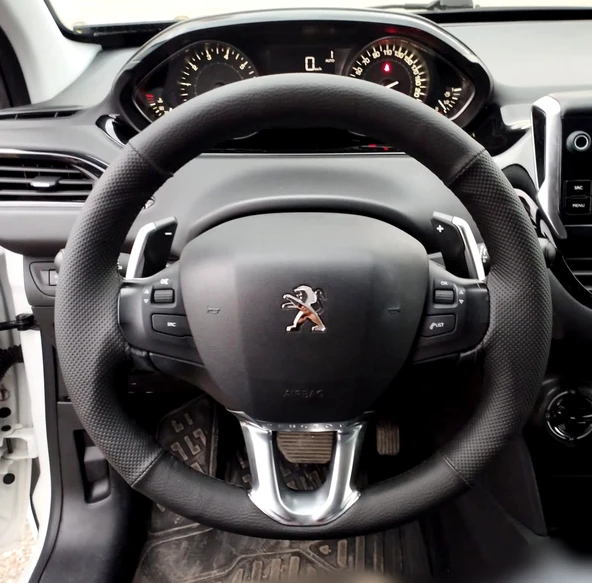 DİKİŞLİ DİREKSİYON KILIFI SİYAH DERİ NOKTALI DERİ SİYAH DİKİŞLİ PEUGEOT 208 İÇİN ürün görseli 1