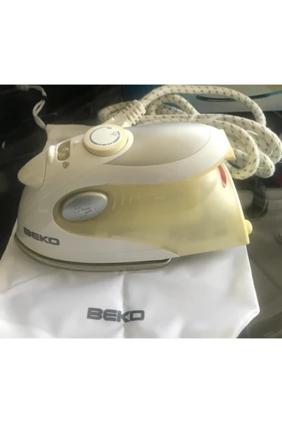 Beko Bkk 230 2400w Buharlı Seyahat Ütüsü ürün görseli 1
