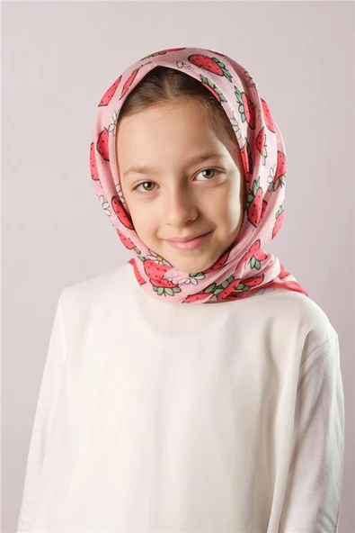 Kırmızı Dijital Baskılı Çocuk Tesettür Eşarp Pamuk Polyester Çilek Desenli 6001_31 ürün görseli 1