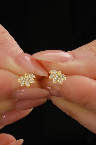 Gümüş altın yaldızlı zirkon taşlı lotus çiçeği küpe  SGTL12845GOLD ürün görseli 1