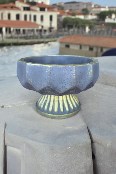 Ayaklı dekoratif beton saksı - Resim 3