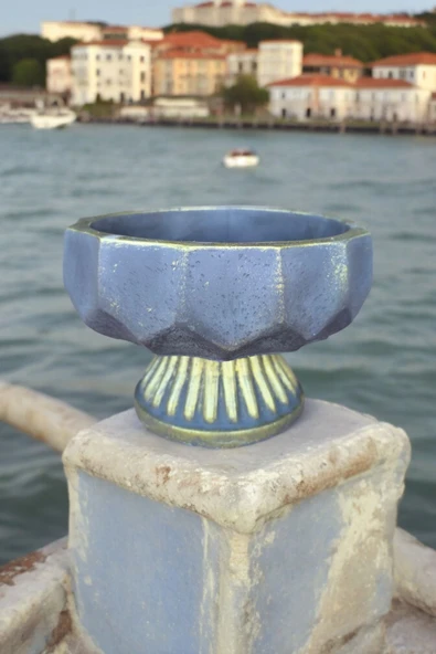 Ayaklı dekoratif beton saksı - Resim 2