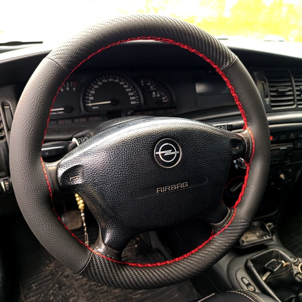 DİKİŞLİ DİREKSİYON KILIFI KARBON DERİ DAMARLI DERİ KIRMIZI DİKİŞLİ OPEL VECTRA B İÇİN ürün görseli 1