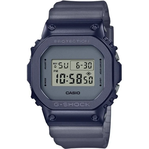 Casio GM-5600MF-2DR Dijital Silikon Gri 20 ATM 38 mm Erkek Kol Saati ürün görseli 1
