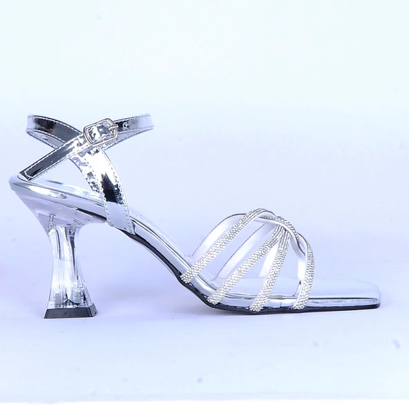 Moda Ayakkabı 530 Siyah Parlak Taşlı Şefaf 7Cm Topuklu Ayakkabı ürün görseli 1