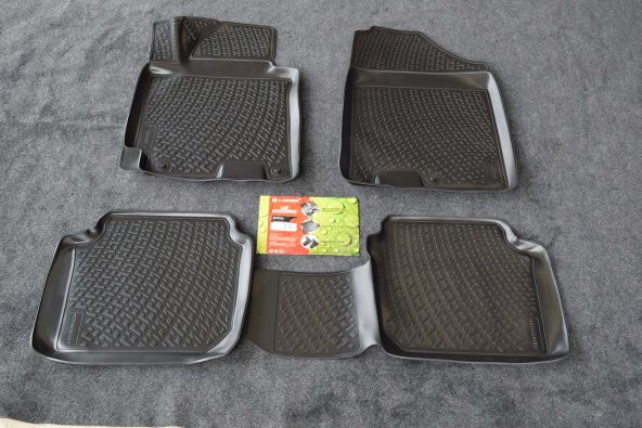 EKİCİLER KIA CERATO (17+) LLOCKER 3D HAVUZLU PASPAS SİYAH ürün görseli 1
