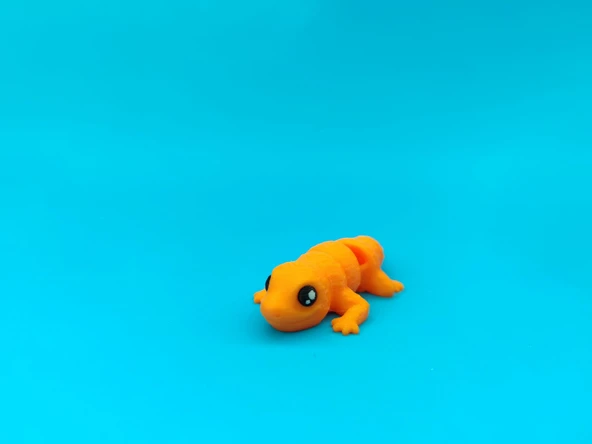 Sevimli Gecko Figürü – Hareketli Eklemli 3D Oyuncak ürün görseli 1