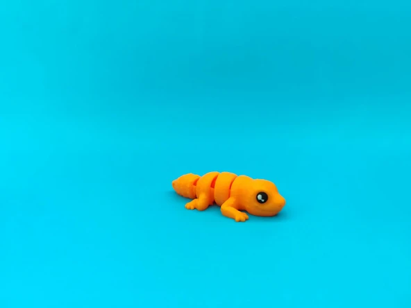 Sevimli Gecko Figürü – Hareketli Eklemli 3D Oyuncak - Resim 3