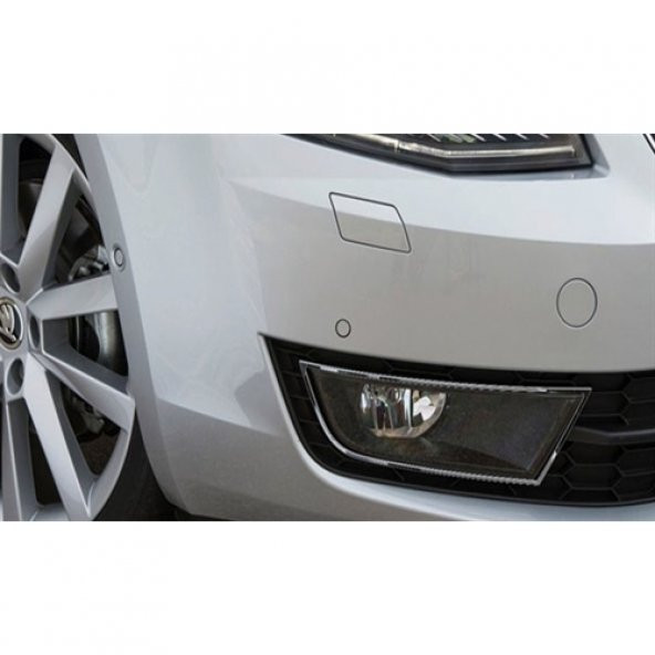 EKİCİLER SKODA OCTAVIA (2015) SİS FAR ÇERÇEVESİ ürün görseli 1