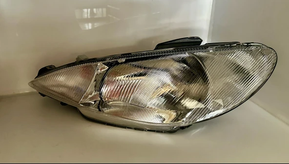 Peugeot 206 SOL FAR - 1998-2002 - 6204S7 6205S7 - VALEO 087273 ürün görseli 1