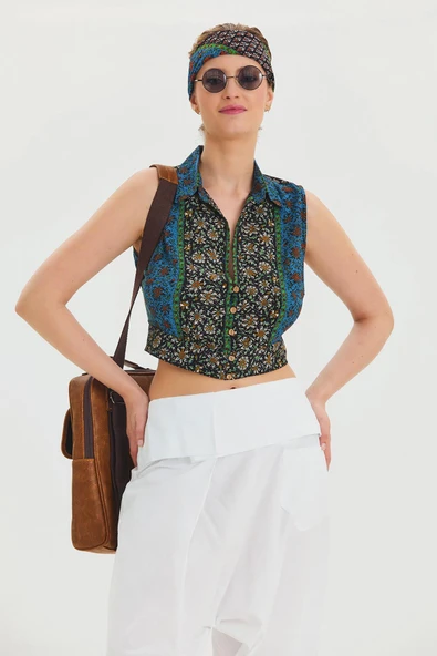 Gömlek Yaka Düğme Detaylı Crop Bluz - Resim 6
