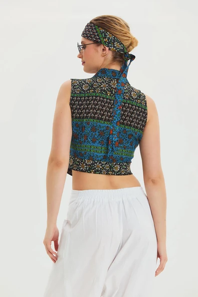 Gömlek Yaka Düğme Detaylı Crop Bluz - Resim 5
